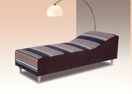 Čalouněná postel Otoman