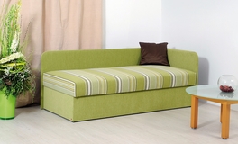 Čalouněná postel Apolón