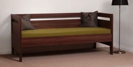 Dřevěná postel Tina oblé rohy