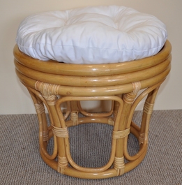 Ratanová taburetka velká medová polstr bílý
