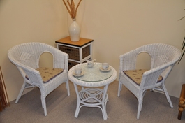 Ratanová sedací souprava Fabion bílá polstry levandule