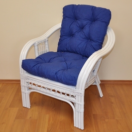 Ratanové křeslo Rio De Janeiro bílé - polstr tmavě modrý melír